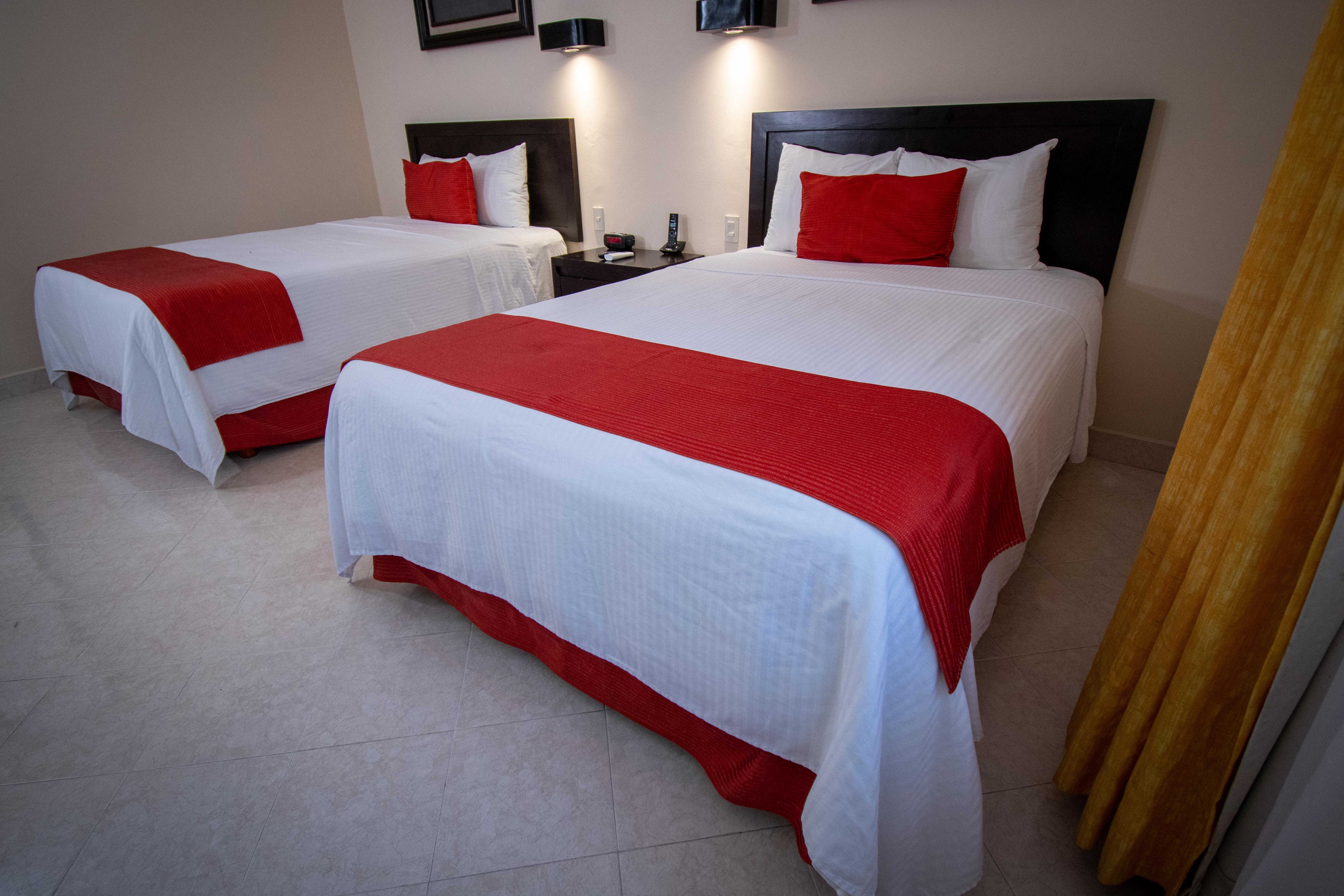 Quality Inn Тустла-Ґутьєррес Екстер'єр фото