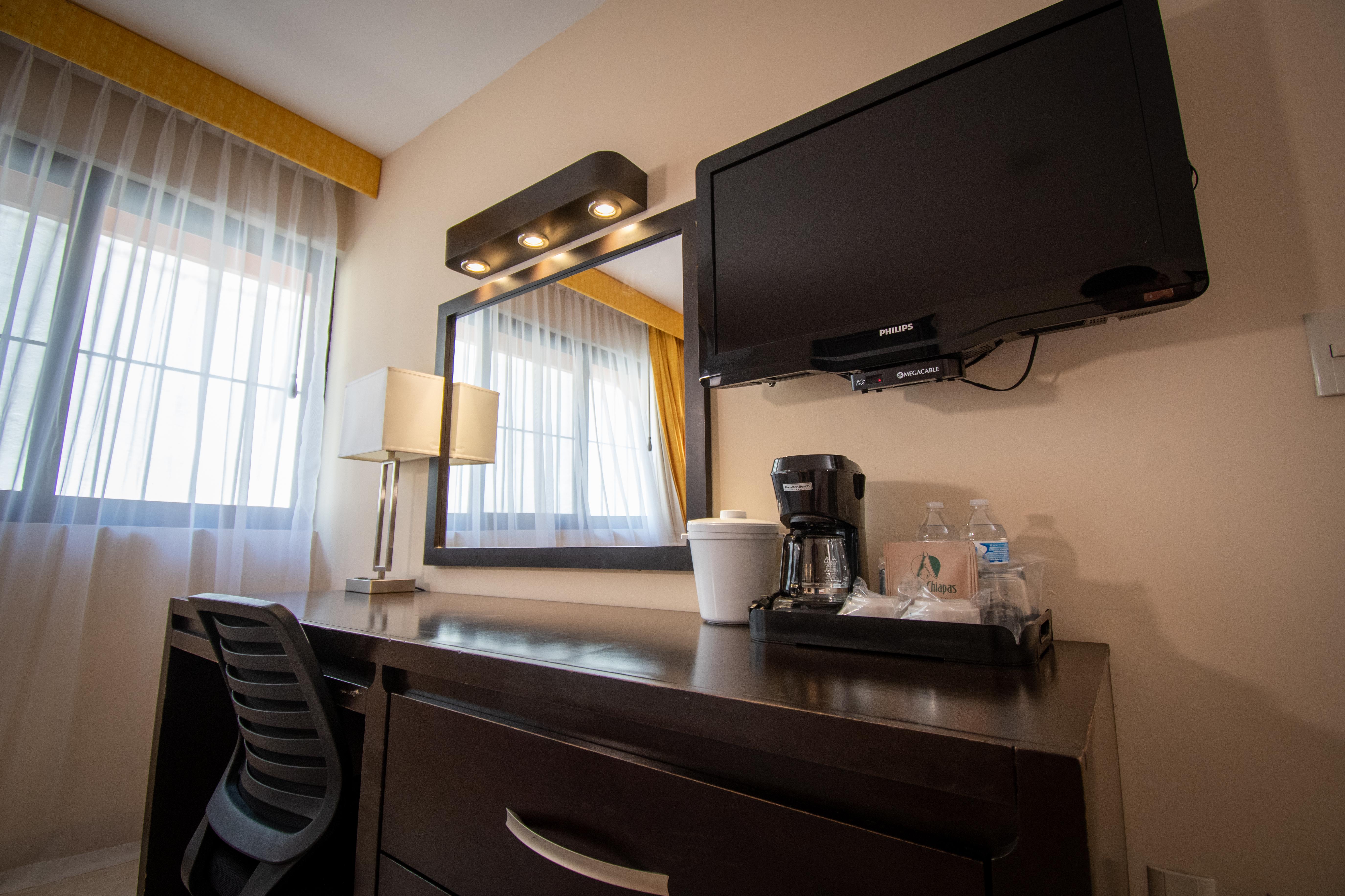 Quality Inn Тустла-Ґутьєррес Екстер'єр фото