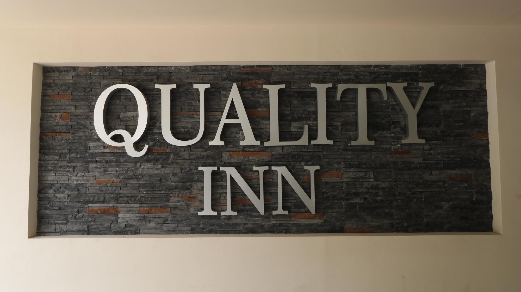 Quality Inn Тустла-Ґутьєррес Екстер'єр фото